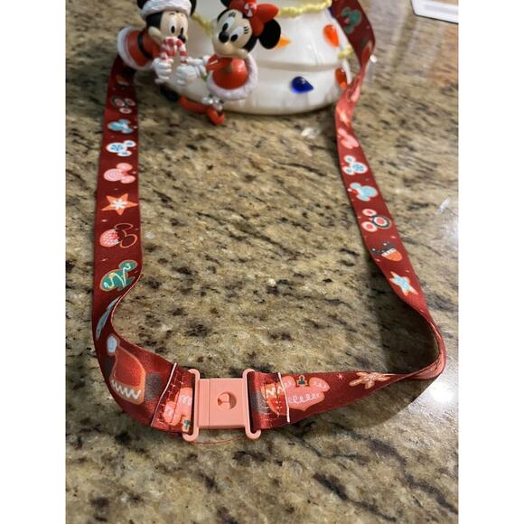 Disney Mickey Minnie Mouse CHRISTMAS TREE LIGHTS UP Holiday Popcorn Bucket 2020 main image 12